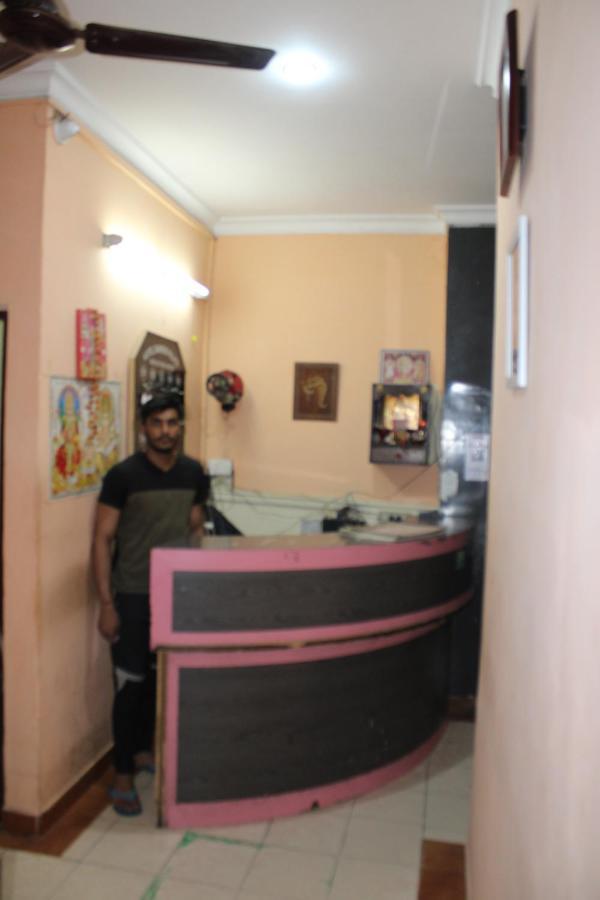 Hotel Diamond Palace Chandigarh Bagian luar foto